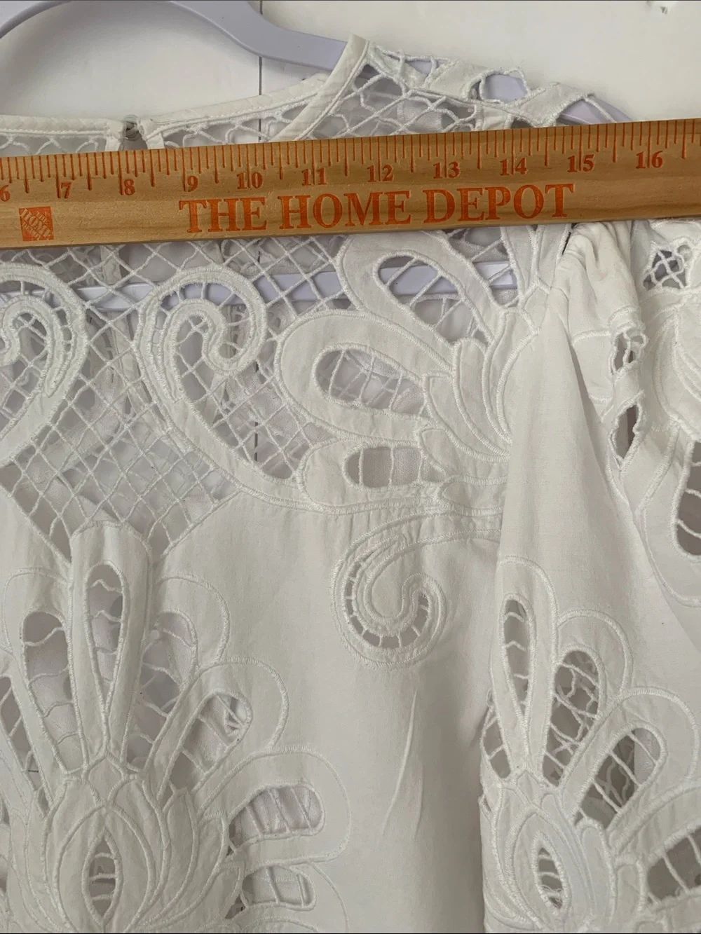 Express Women's White Cotton Lace Cutwork Blouse Puff Long Sleeve Top Size M - Picture 3 of 10
